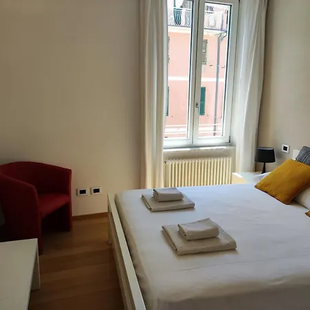Santa Marta Rooms 3* Vernazza
