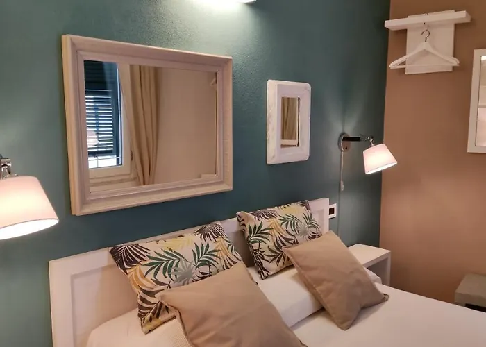 Santa Marta 3* Vernazza