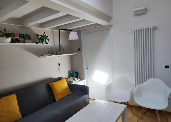Santa Marta Rooms Vernazza